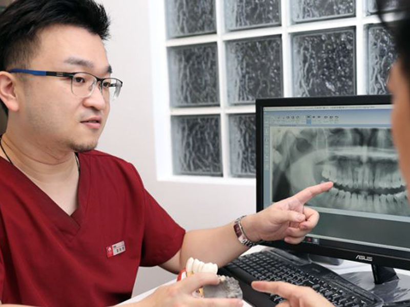 媒體報導|年節啃螃蟹門牙缺一角 美白貼片即刻救援